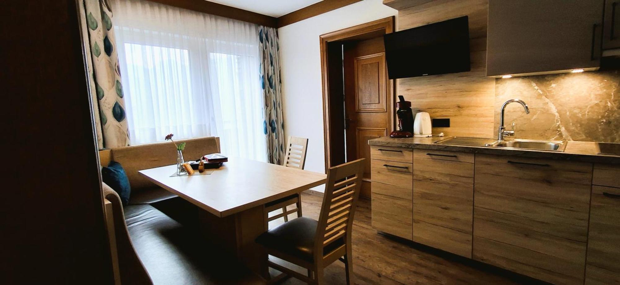 Appartement Haus Enzian à Fiss Extérieur photo